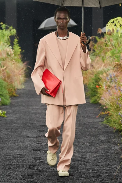 Look 5